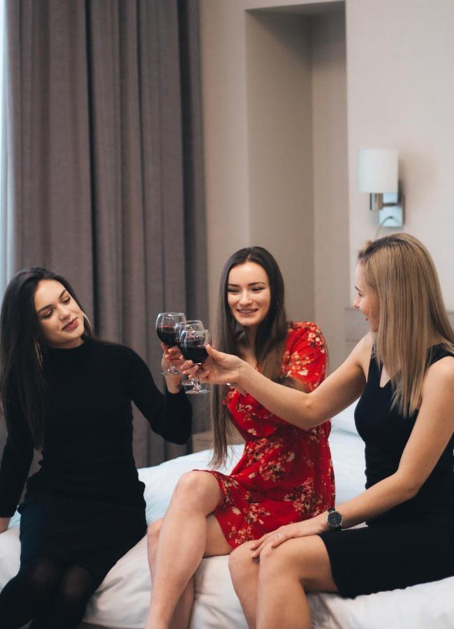 Arena Summit Apart Hotel Kiev Ngoại thất bức ảnh