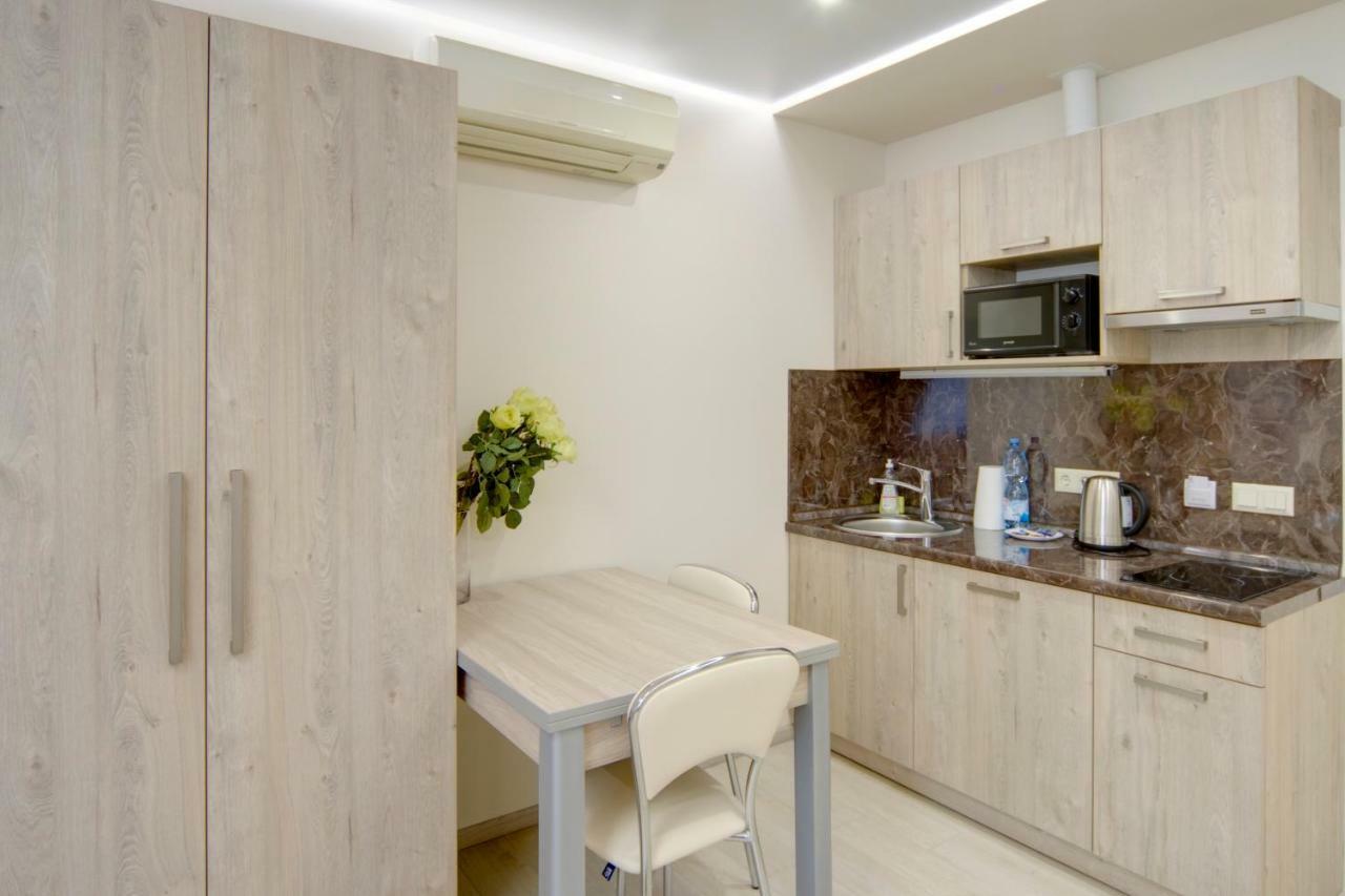 Arena Summit Apart Hotel Kiev Ngoại thất bức ảnh